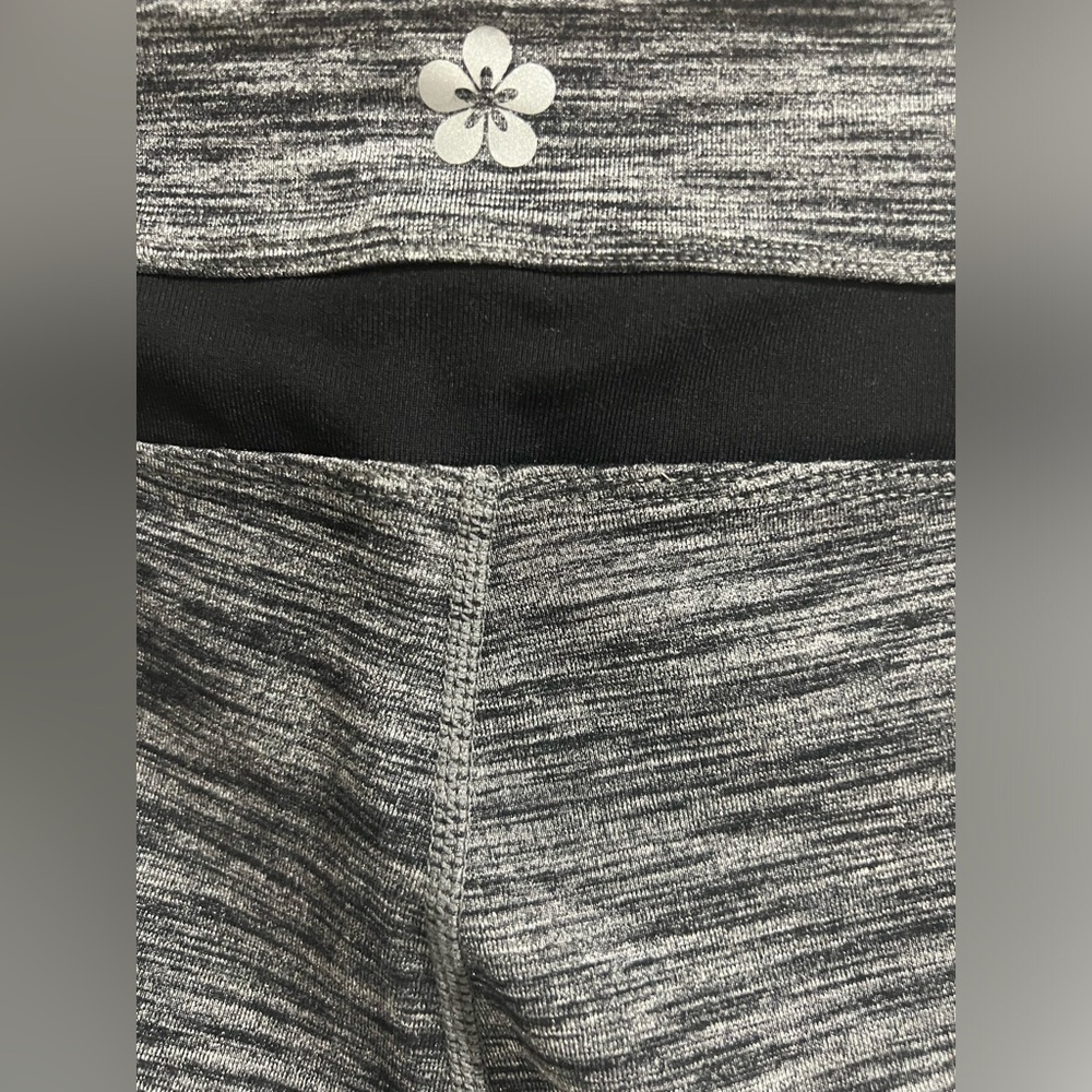 SOLD Tuff Athletics XL White Grey Black Mix - Picture 4 of 6